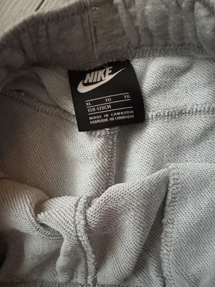 Short bermuda Nike XL 158-170cm - photo numéro 3