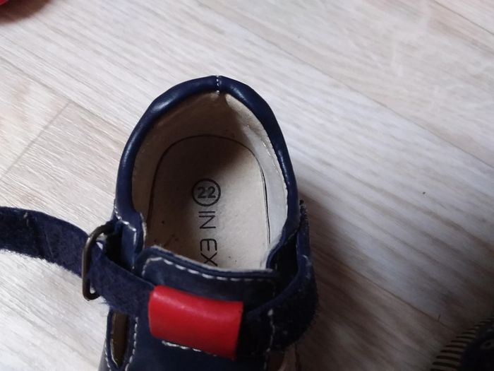 Chaussures basses en très bon état - photo numéro 8