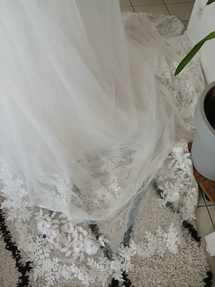 Magnifique Robe de Mariée avec son long Voile Taille L🎉💝 - photo numéro 19