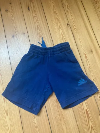 Short adidas