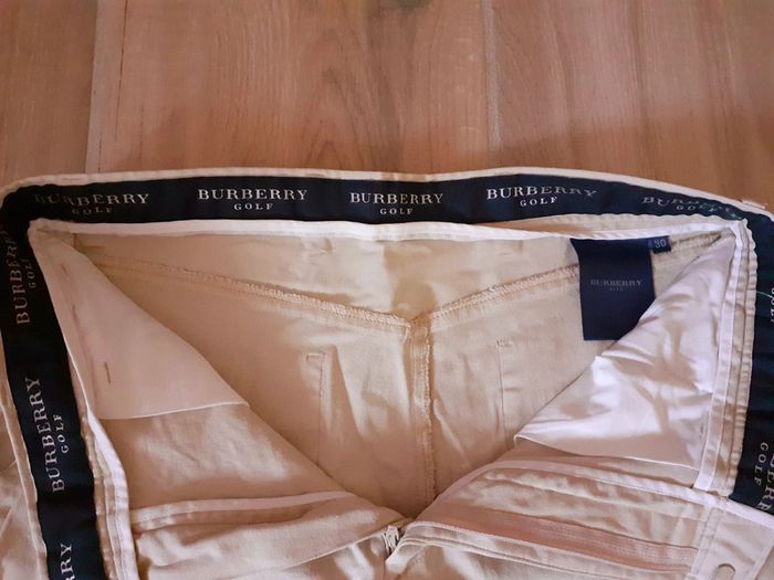 Short Burberry Taille 30 US - photo numéro 4