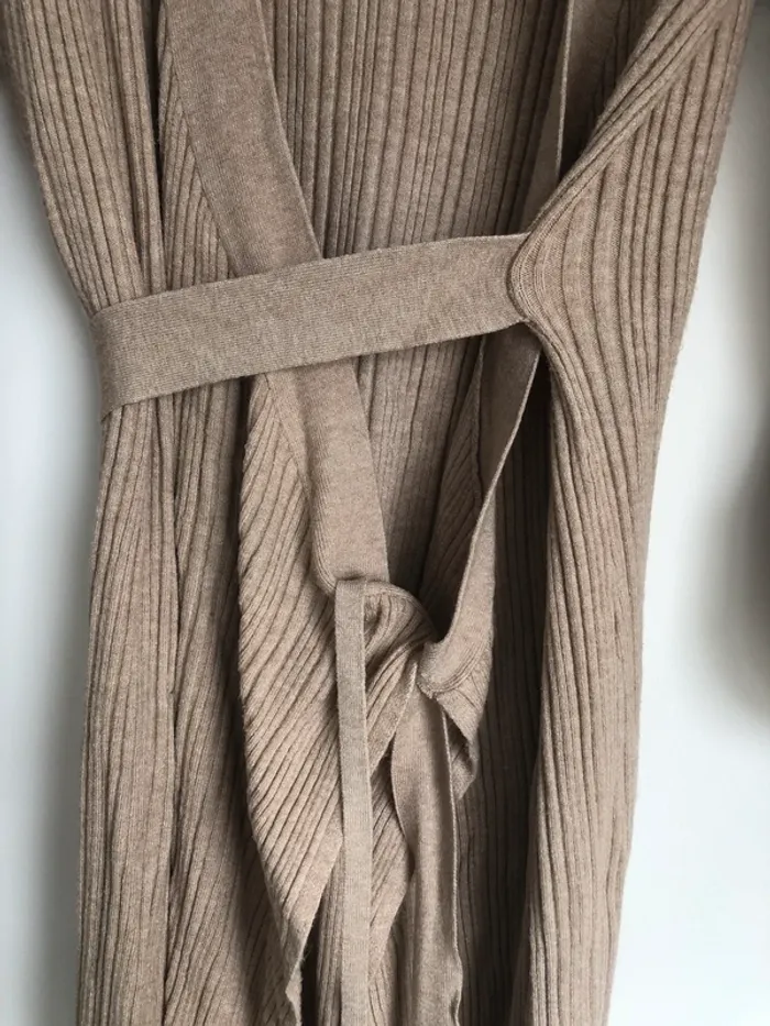 Gilet long cache cœur ceinture grossesse beige crème primark maternity - photo numéro 6