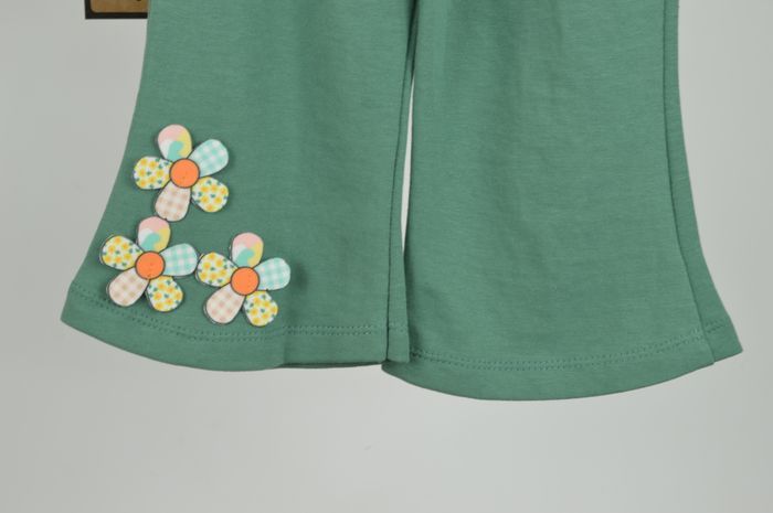 Ensemble Fille 5 Ans Élégant – Sweat Fleurs Relief & Pantalon Évasé Moderne - photo numéro 6