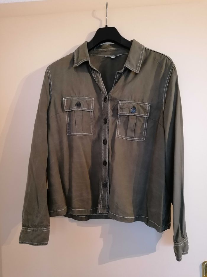 Chemise kaki