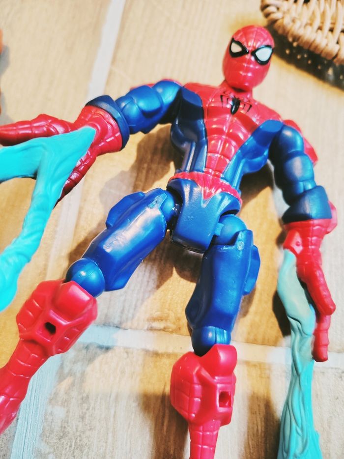 💫Lot de 2 figurines super hero mashers Hobgoblin-bouffon vert et Spider-man - photo numéro 6