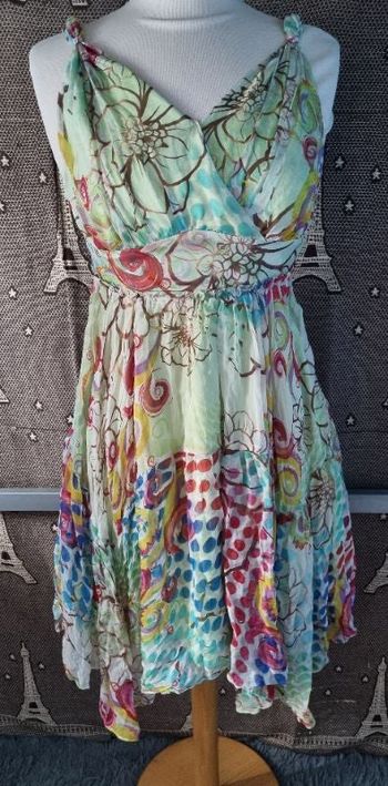 Robe légère à motifs style hippie taille 38-40