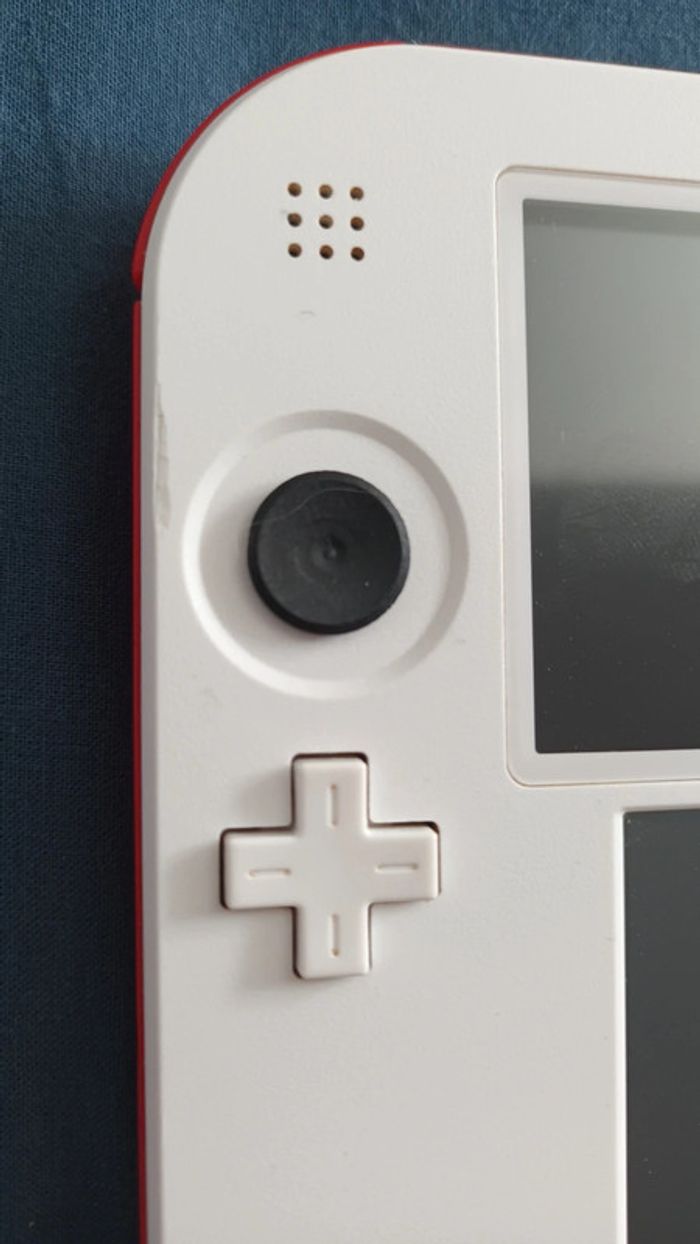 2ds console - photo numéro 7