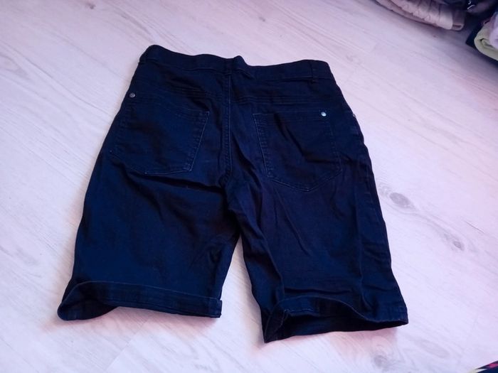 Short jean noir taille 164 - photo numéro 2