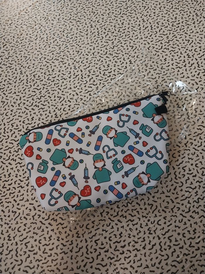 Trousse médicale infirmière – idéale pour stylos, maquillage ou accessoires