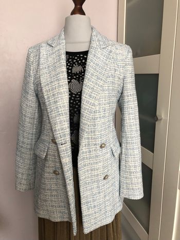 Blazer bleu et blanc