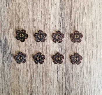 Lot de 8 boutons fleurs en bois