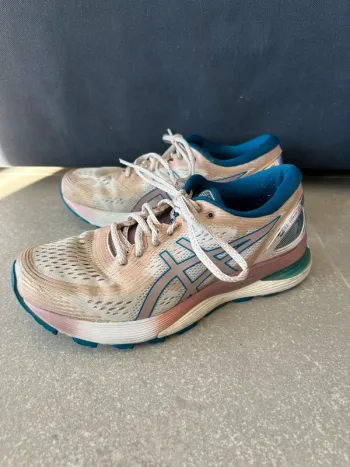 Baskets de sport Asics femme