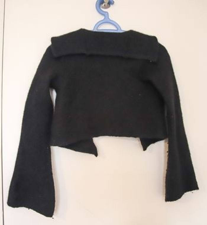 Veste courte en laine avec col et attache - photo numéro 3