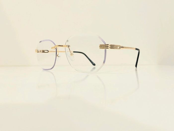 Lunette de repos percée mixte dorée UV protection taille moyenne