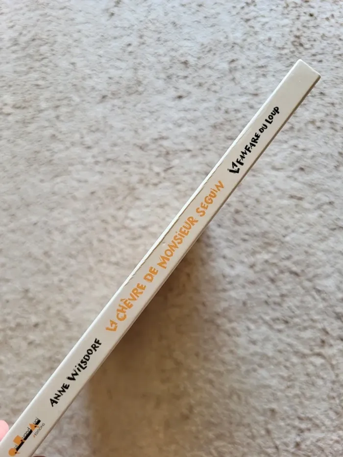 Beau livre pour enfant avec CD "La chèvre de Monsieur Seguin" mis en musique - photo numéro 4