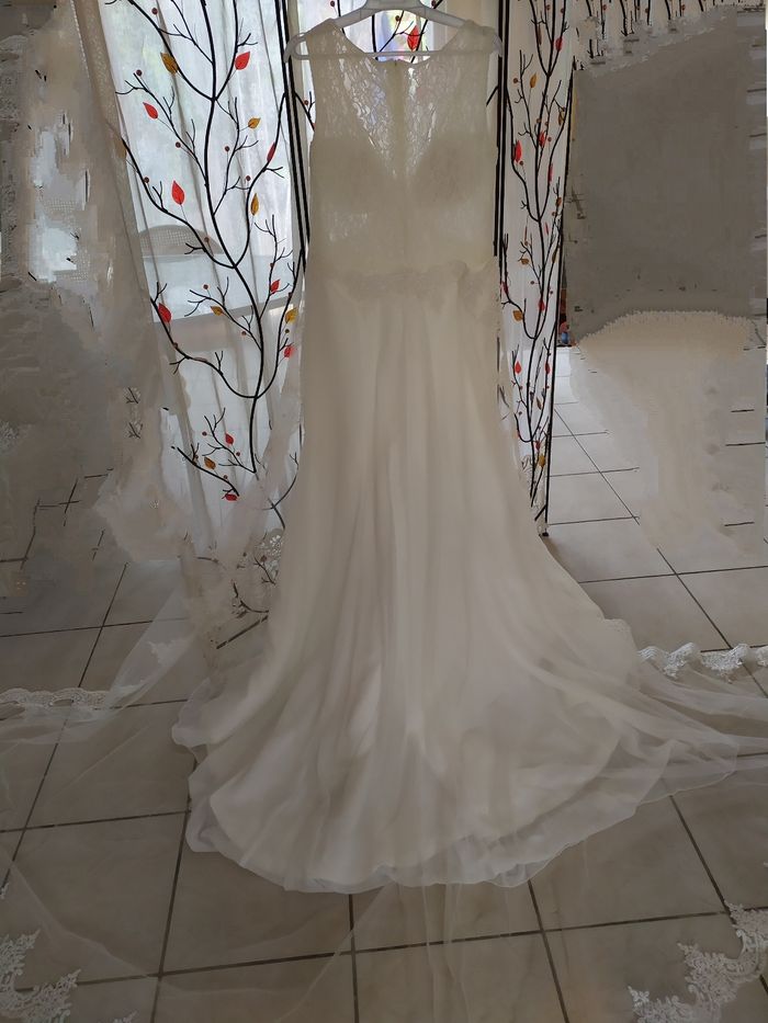 Robe longue mariée - photo numéro 2