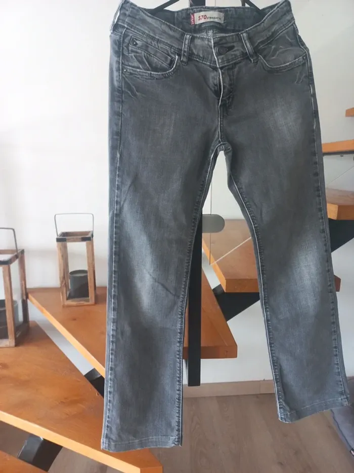 Jean Levi's 570 - photo numéro 3