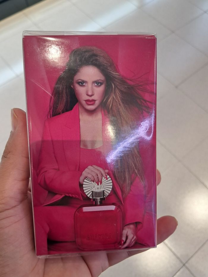 Eau de parfum Shakira rose fucsia