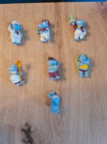 Lot de 7 Figurines Vintages Kinder Hippopotames