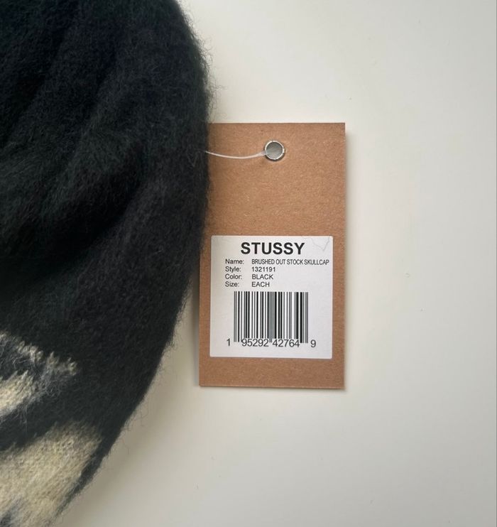Bonnet stussy noir - photo numéro 3