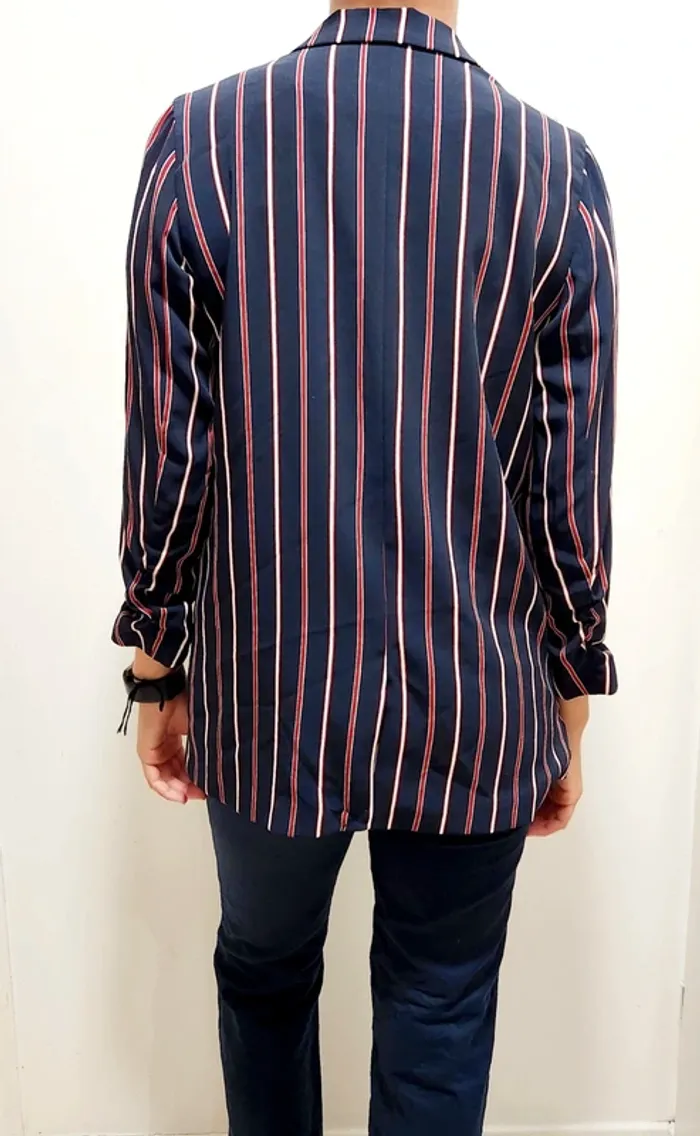 Blazer à rayures Pull&Bear – Taille M - photo numéro 2