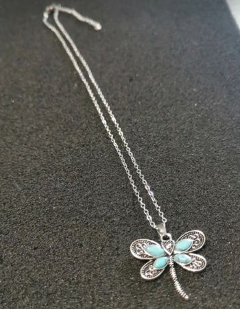 Collier et pendentif zen papillon