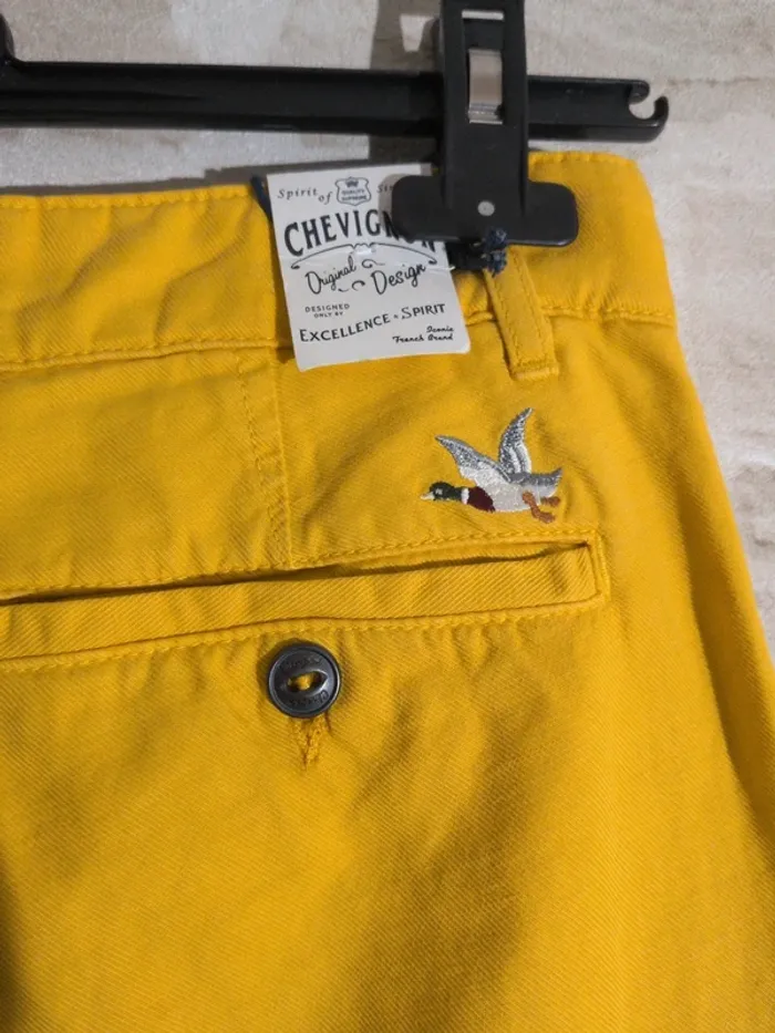 Pantalon Chevignon neuf avec étiquette – Taille 36 – moutarde - photo numéro 4