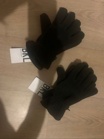 2 paire de gants taille unique enfants en polaire noir marque BKL