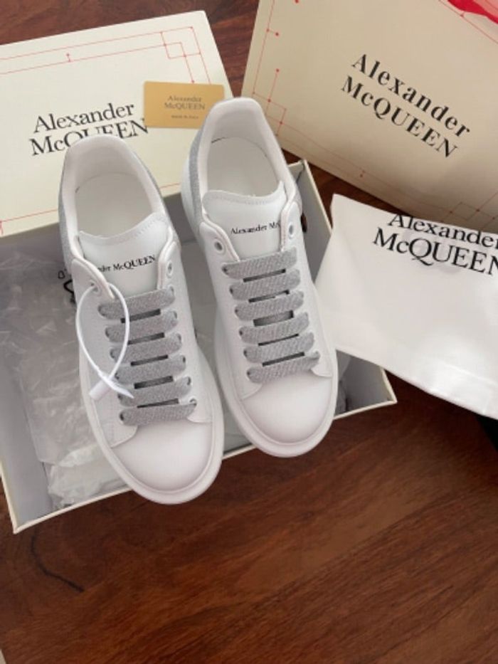 Baskets neuf haute qualité P.38