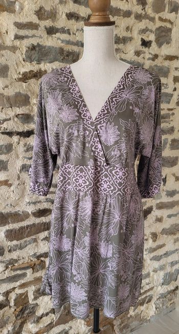 Robe tunique manches 3/4 motifs fleurs kaki et rose Blancheporte Taille 42 44