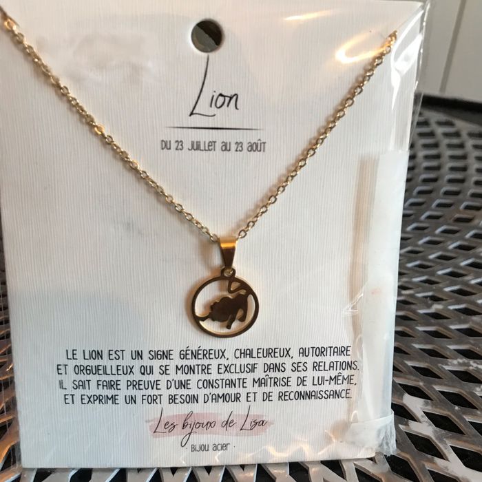 Collier Lion