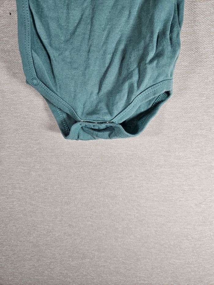 Bodie manche longue kiabi 3 mois - photo numéro 2