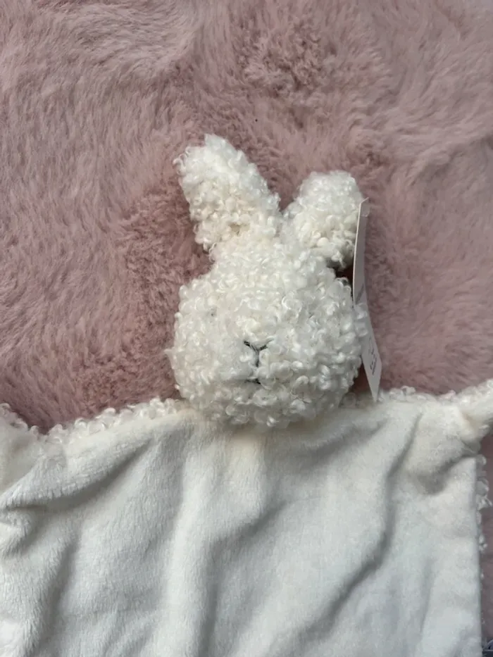 Doudou NEUF Verbaudet effet mouton - photo numéro 2