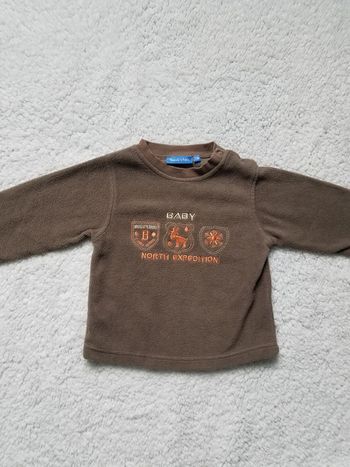 Sweat polaire taille 2 ans bon état