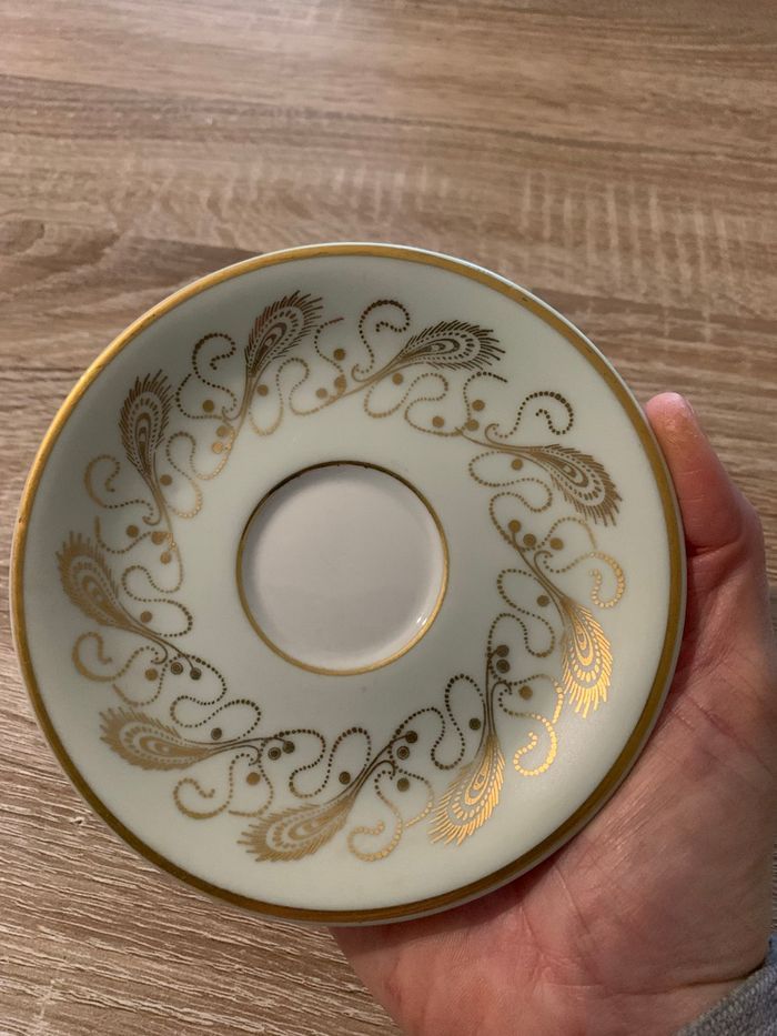 Tasses et sous tasses porcelaine rené Caire - photo numéro 8