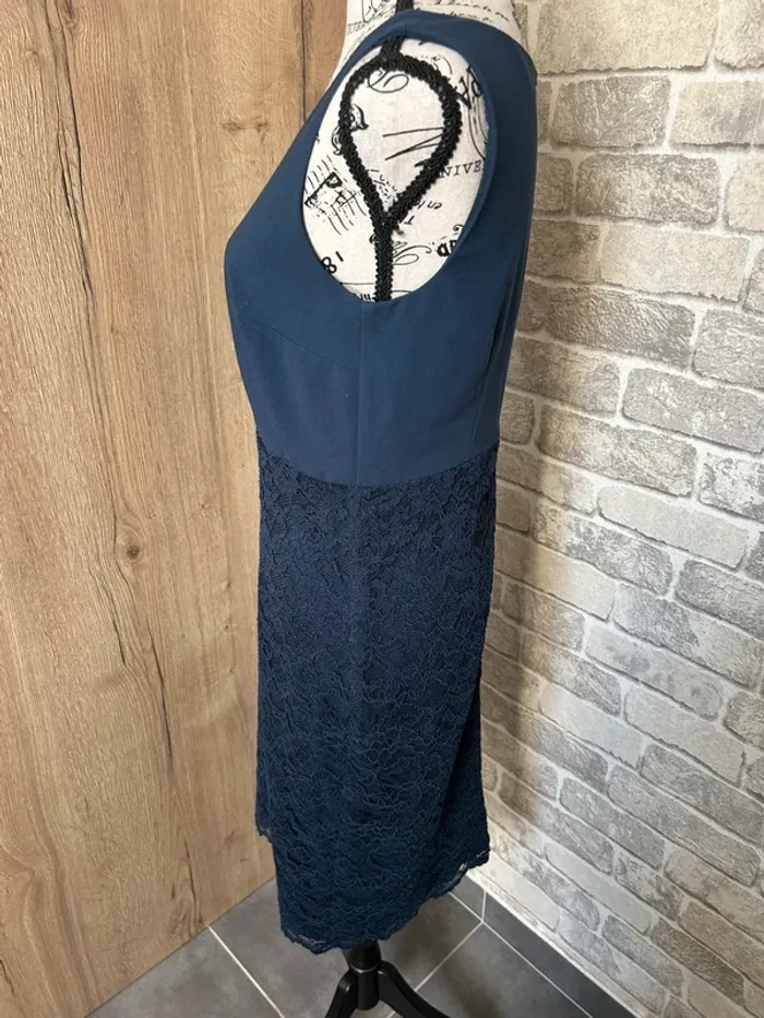 Robe chic bleu marine taille 38 - photo numéro 3