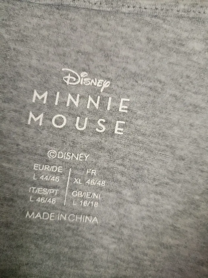 Pull fin Minnie en TBE taille 44 - photo numéro 3