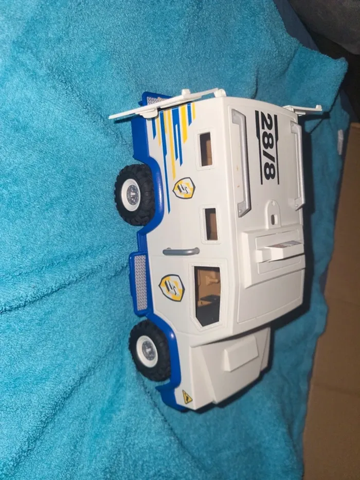 Voiture playmobil - photo numéro 6