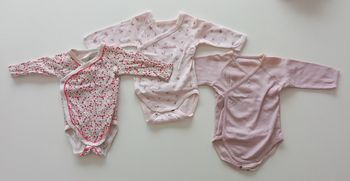 Lot bodies bébé fille