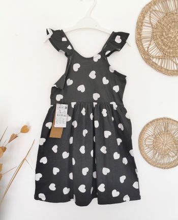 Robe d'été noire à cœurs blancs Kiabi 5 Ans