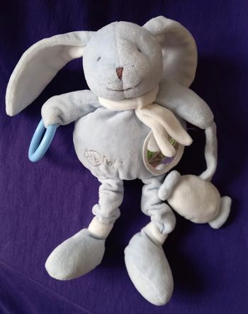 Doudou peluche Lapin d activités bleu ciel et anneau - Baby Nat