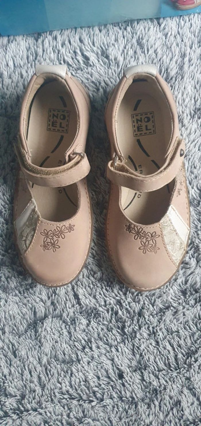 Petites chaussures style ballerines Noël- taille 29 - photo numéro 2