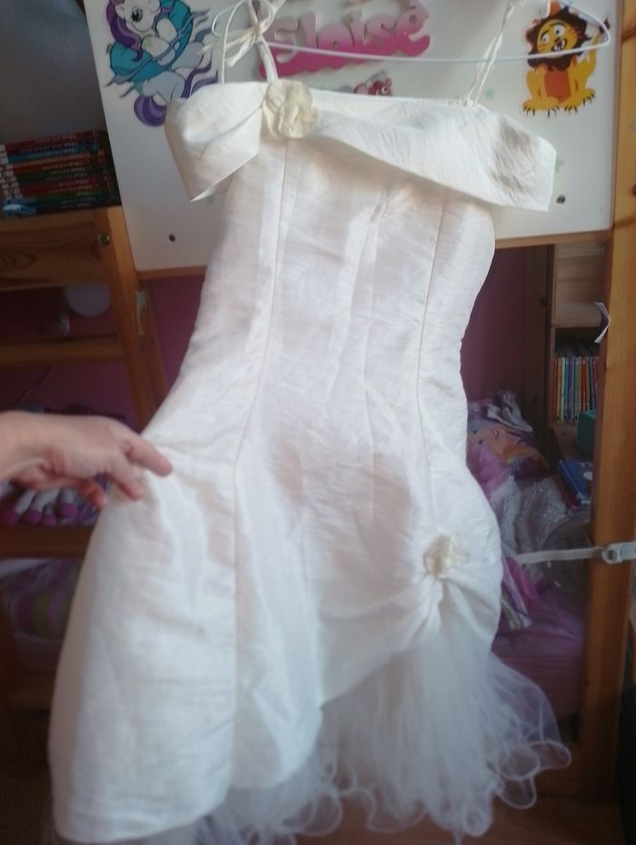 Robe écru fines bretelles avec fleurs 10 ans - photo numéro 3