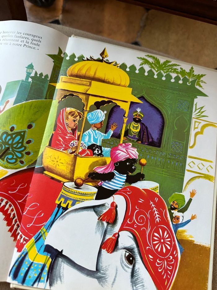 Recueil ancien vintage Les Aventures de Caroline livre bd album Pierre Probst blanc - photo numéro 14