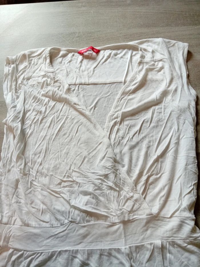 Tee shirt taille XS - photo numéro 3