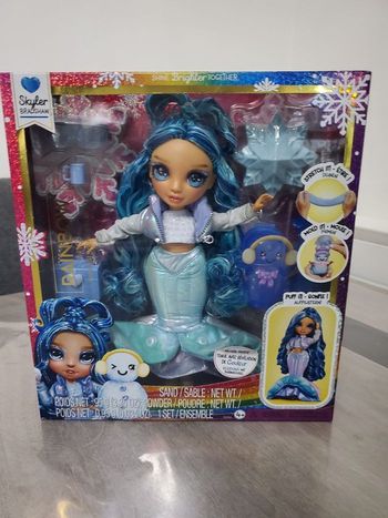 RAINBOW Skyler Bradshaw