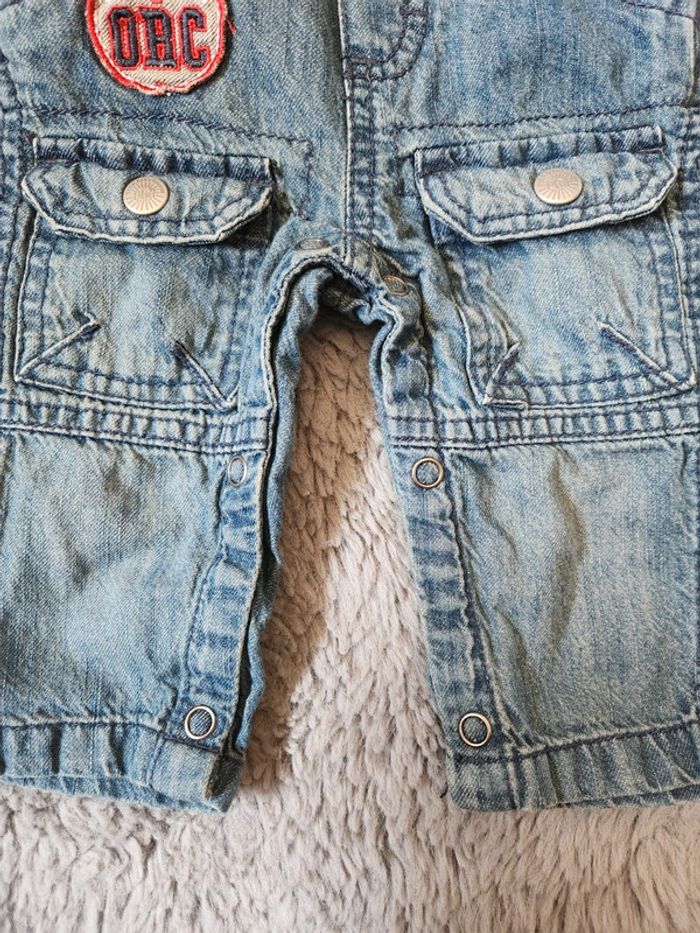 Salopette en jean taille 6 mois - photo numéro 4
