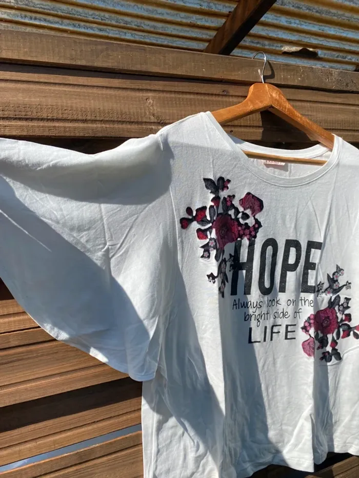 TEE shirt - photo numéro 2