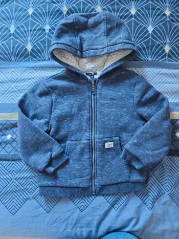 Gros gilet kiabi 6 ans