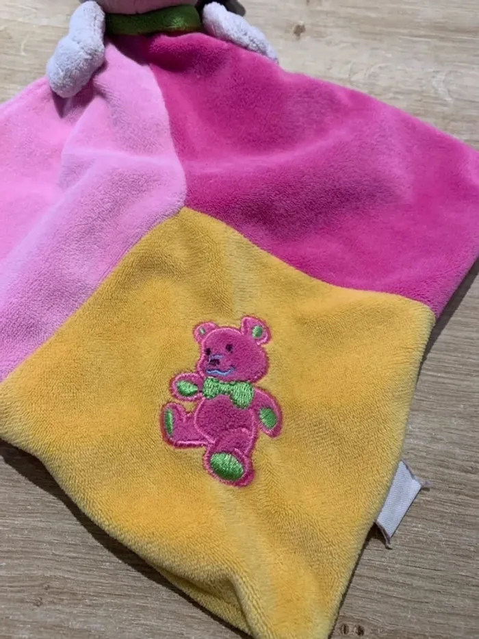 Doudou plat Minnie - Disneyland Paris - photo numéro 2